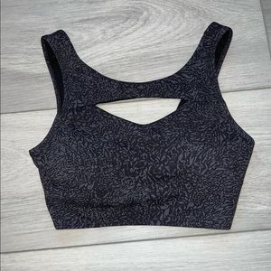COPY - lululemon everlux cut out train bra